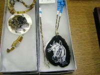 <h2>Painted Necklaces 13
</h2><p>April 5, 2009Photography by Awahili<br></p>