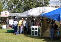 <h2>Vendor's Tent
</h2><p>September 27, 2009Photography by Wahiya<br></p>